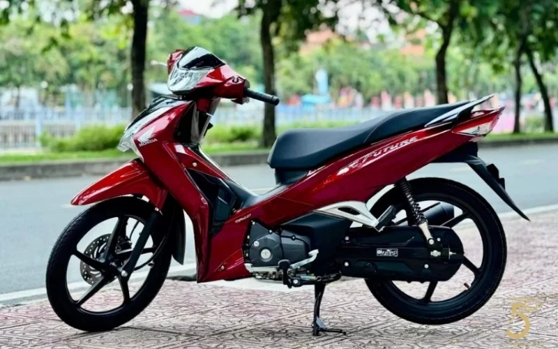 Móc treo đồ xe máy loại nào tốt?